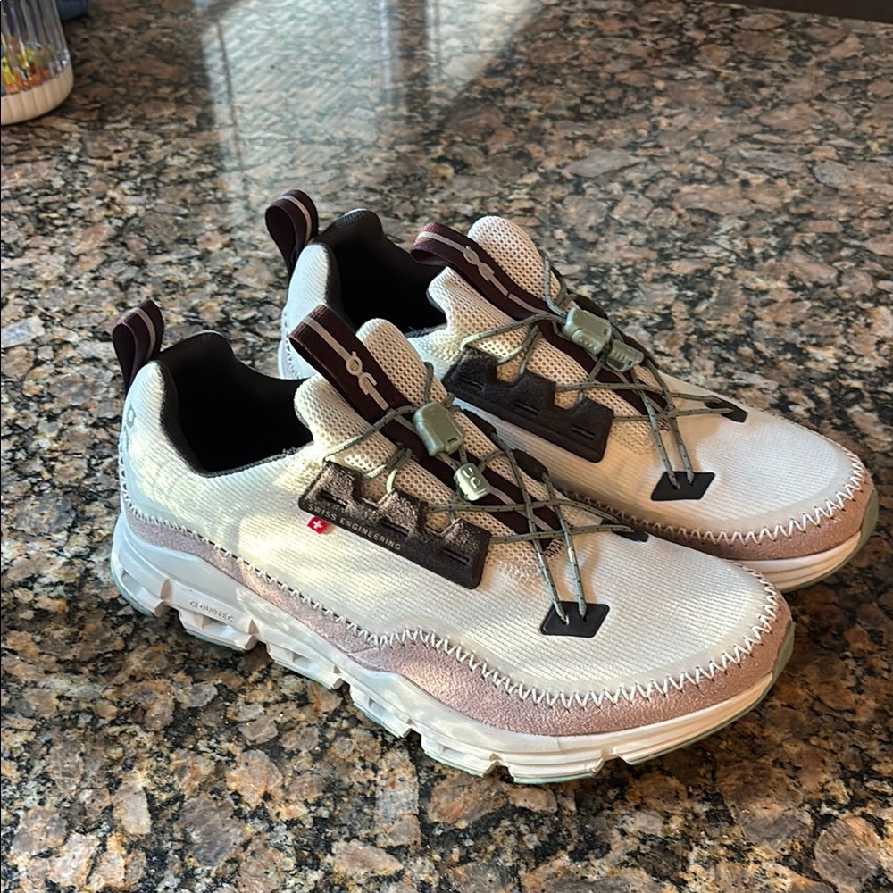 Brand new On sneakers